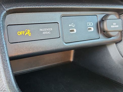 Certified 2025 Honda Civic Sport image 25