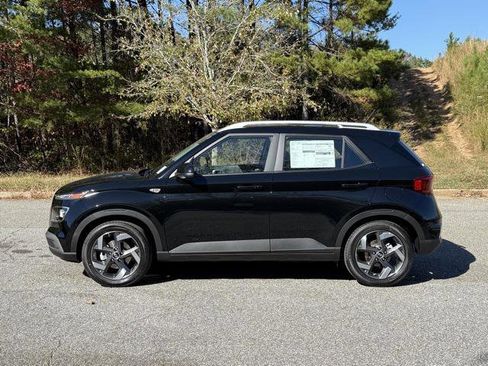 New 2026 Hyundai Venue SEL image 3