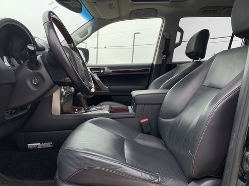 Used 2016 Lexus GX 460 Luxury image 16