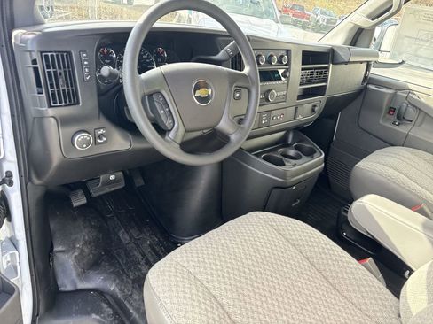 New 2025 Chevrolet Express 3500 Extended w/ Driver Convenience Package image 12
