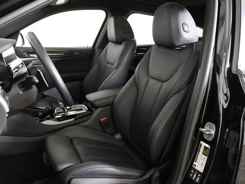 Used 2025 BMW X4 xDrive30i image 35