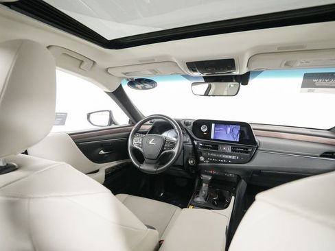 Certified 2024 Lexus ES 350 350 Premium 4D Sedan w/ Premium Package image 16