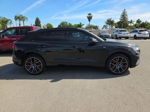 Used 2023 Audi Q8 Premium Plus w/ Premium Plus Package AWD/4WD image 18
