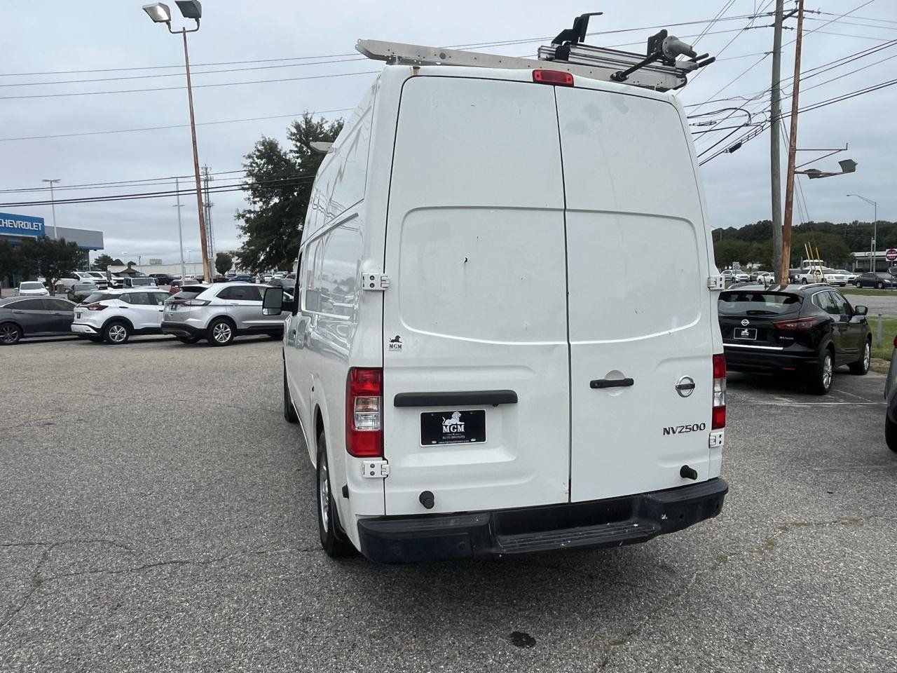 Used 2018 Nissan NV 2500 SV RWD image 17