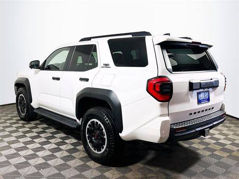 Certified 2025 Toyota 4Runner TRD Off-Road Premium image 6