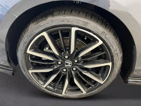 New 2026 Honda Accord Touring image 11