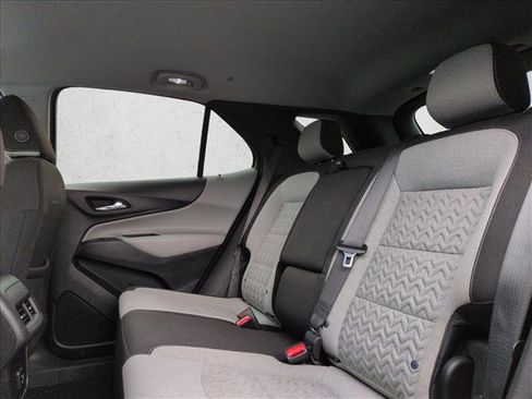 Used 2024 Chevrolet Equinox LT AWD/4WD image 17