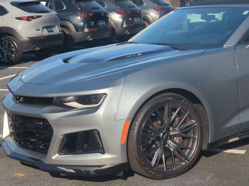 Used 2023 Chevrolet Camaro ZL1 image 9