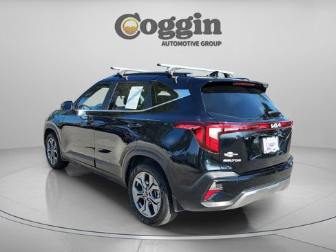 Used 2024 Kia Seltos S image 4