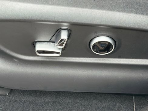 Certified 2024 Maserati Grecale GT image 25