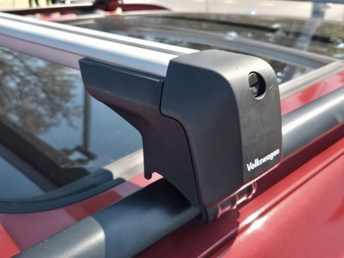 Used 2024 Volkswagen Tiguan SE R-Line image 12