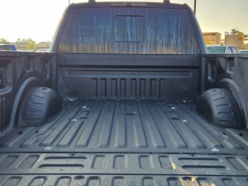 Used 2022 Ford F350 Platinum image 21