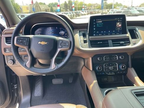 Used 2023 Chevrolet Suburban High Country w/ Max Trailering Package AWD/4WD image 13