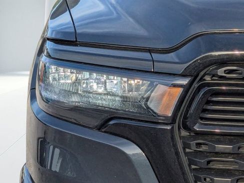 New 2026 RAM 1500 Express AWD/4WD image 9