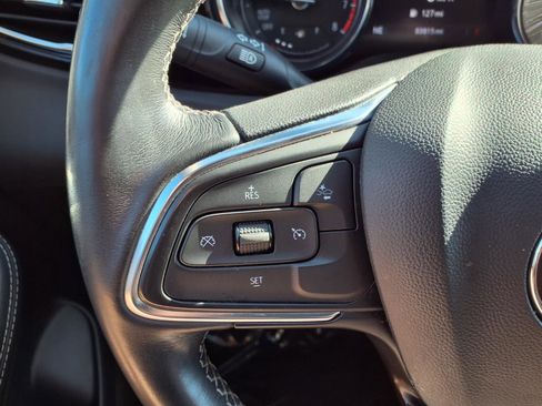 Used 2021 Buick Encore GX Preferred w/ Sport Touring Package FWD image 11