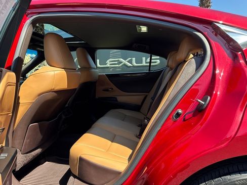 Certified 2021 Lexus ES 250 w/ Premium Package AWD/4WD image 5