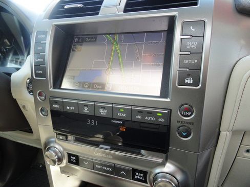 Used 2019 Lexus GX 460 Premium AWD/4WD image 27