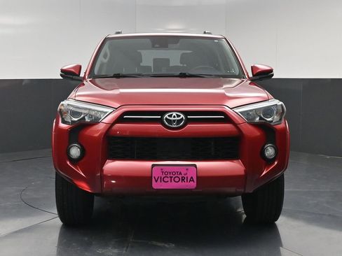Used 2020 Toyota 4Runner SR5 Premium w/ Moonroof Package RWD image 10