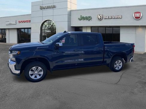 Used 2020 Chevrolet Silverado 1500 LT AWD/4WD image 6