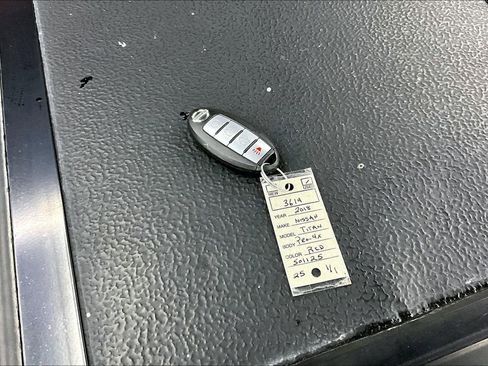 Used 2018 Nissan Titan PRO-4X w/ Pro-4x Convenience Package AWD/4WD image 37