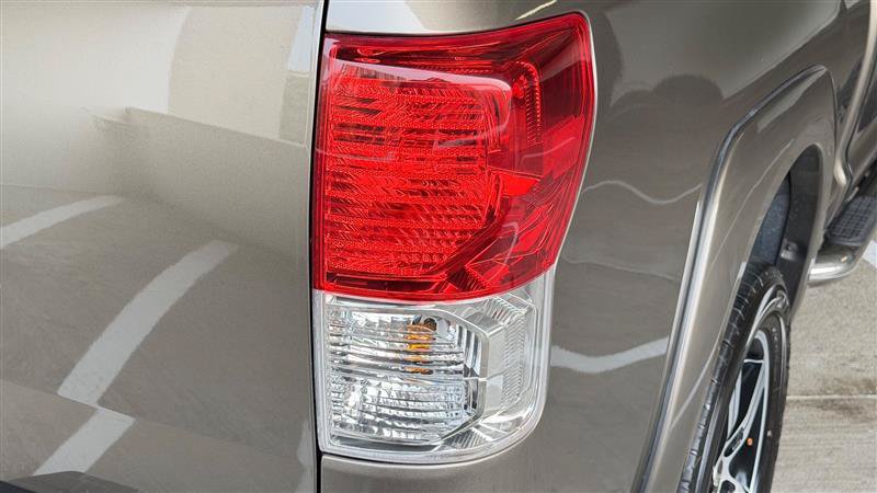 Used 2012 Toyota Tundra 2WD Double Cab w/ SR5 Pkg image 12