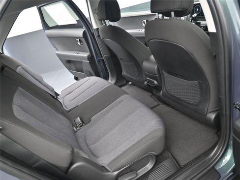 New 2026 Hyundai Ioniq 5 SE image 6