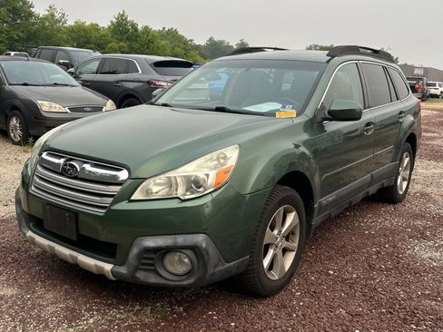 Used 2014 Subaru Outback 2.5i Limited w/ Moonroof Package AWD/4WD image 1