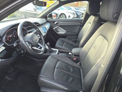 Used 2021 Audi Q3 2.0T Premium w/ Convenience Package image 16