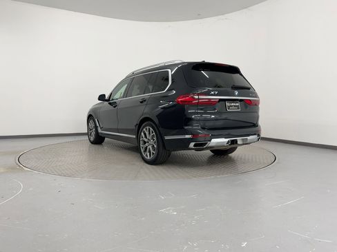 Used 2021 BMW X7 xDrive40i w/ Premium Package image 3
