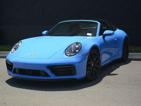 Certified 2022 Porsche 911 Targa 4 GTS AWD/4WD image 1