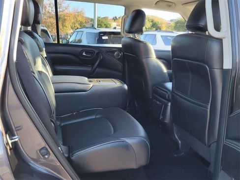 Used 2024 INFINITI QX80 Luxe image 14