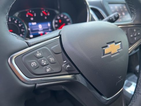 Used 2023 Chevrolet Equinox LT w/ Driver Convenience Package image 15