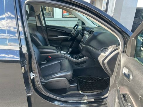 Used 2019 Dodge Journey Crossroad AWD/4WD image 23