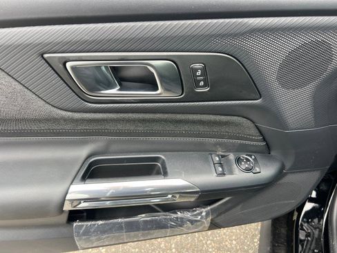 New 2026 Ford Mustang Coupe image 18