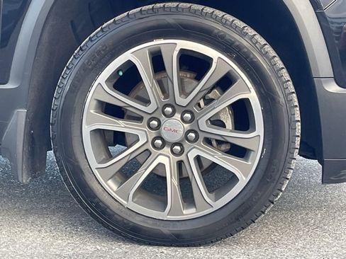 Certified 2017 GMC Acadia SLT image 22