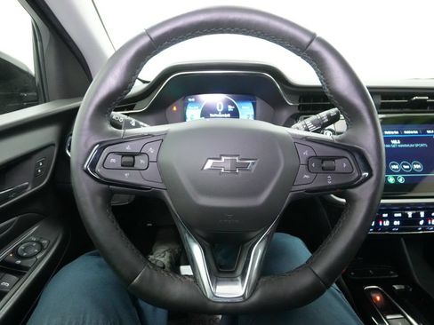 Used 2023 Chevrolet Bolt EUV LT w/ Convenience Package FWD image 41