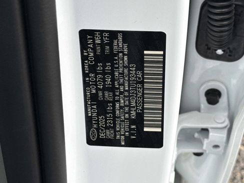 New 2026 Hyundai Elantra Sport image 18