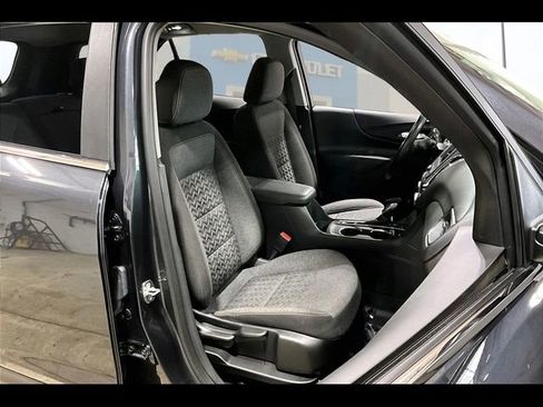 Certified 2022 Chevrolet Equinox LT image 24