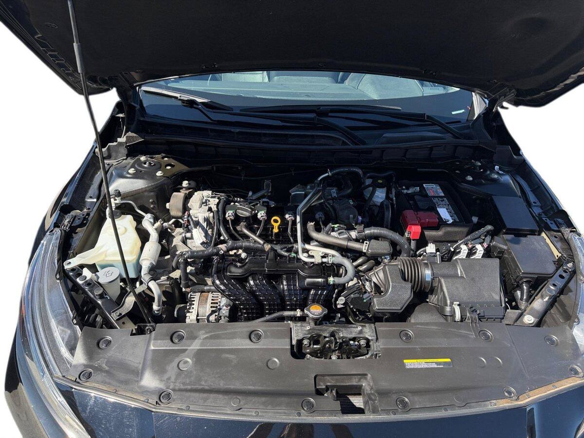 Used 2023 Nissan Altima 2.5 SR w/ SR Premium Package FWD image 18