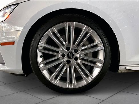 Used 2019 Audi A4 2.0T Premium Plus w/ Premium Plus Package image 10