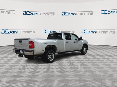 Used 2011 Chevrolet Silverado 3500 LT w/ Interior Plus Package image 8