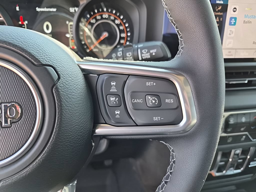 New 2026 Jeep Wrangler Unlimited Sahara AWD/4WD image 34