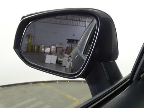 Used 2021 Toyota RAV4 LE FWD image 32