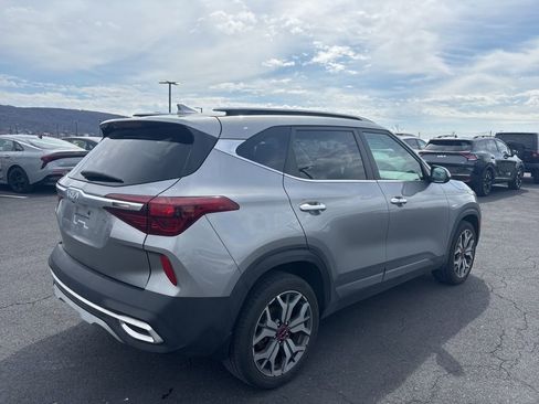 Certified 2023 Kia Seltos SX image 2