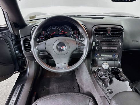 Used 2012 Chevrolet Corvette Coupe RWD image 20