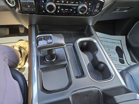 Used 2022 Chevrolet Silverado 1500 High Country w/ Z71 Off-Road Package AWD/4WD image 23
