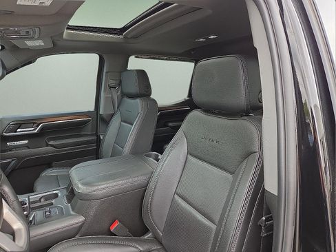 Certified 2024 GMC Sierra 1500 Denali w/ Technology Package AWD/4WD image 13