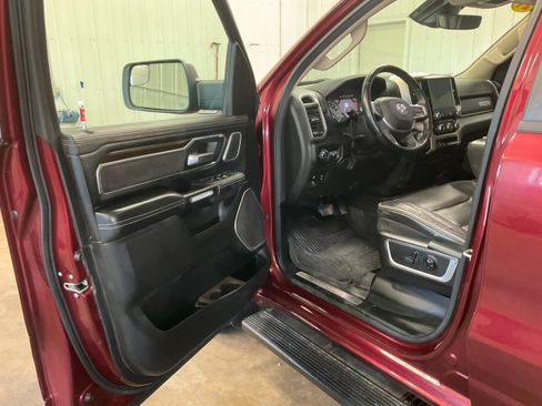 Used 2021 RAM 1500 Laramie AWD/4WD image 8
