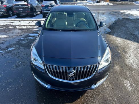 Used 2016 Buick Regal Base image 2