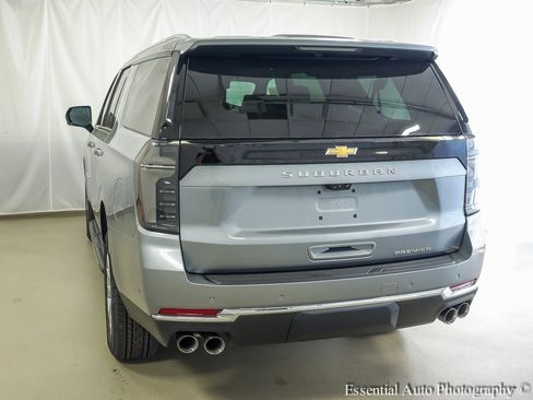 New 2026 Chevrolet Suburban Premier image 6